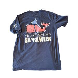 VINEYARD VINES SHARK WEEK SHIRT - size Small S